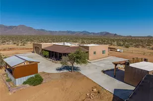 2424 E Beth Dr, Yucca, AZ 86438 - Photo 3