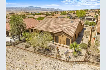 2832 Esmerelda Drive, Bullhead City, AZ 86429 - Photo 7