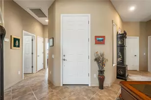 2832 Esmerelda Dr, Bullhead City, AZ 86429 - Photo 25