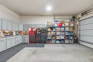 2832 Esmerelda Dr, Bullhead City, AZ 86429 - Photo 33