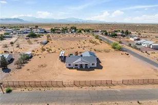 854 S Salt Pl, Golden Valley, AZ 86413 - Photo 5