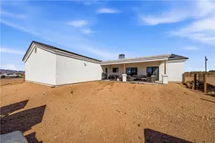 854 S Salt Pl, Golden Valley, AZ 86413 - Photo 21