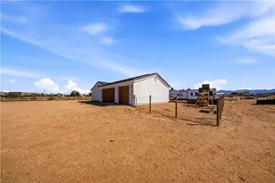 854 S Salt Pl, Golden Valley, AZ 86413 - Photo 23