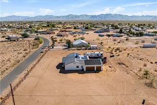854 S Salt Pl, Golden Valley, AZ 86413 - Photo 3