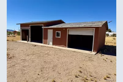 8051 W Seventh Street, Dolan Springs, AZ 86441 - Photo 3