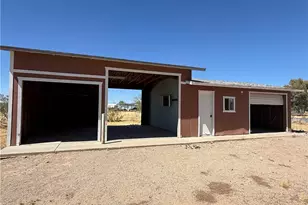 8051 W Seventh St, Dolan Springs, AZ 86441 - Photo 5