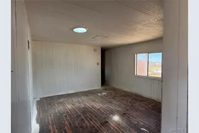 8051 W Seventh Street, Dolan Springs, AZ 86441 - Photo 17