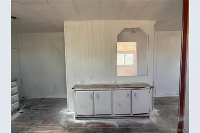 8051 W Seventh Street, Dolan Springs, AZ 86441 - Photo 23