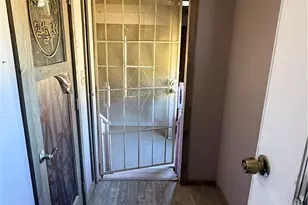 8051 W Seventh St, Dolan Springs, AZ 86441 - Photo 37
