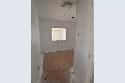 8051 W Seventh Street, Dolan Springs, AZ 86441 - Photo 27