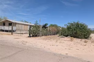 12310 S 4th St, Yucca, AZ 86438 - Photo 3