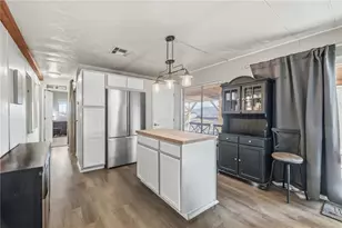 1749 Sierra Vista Dr, Bullhead City, AZ 86442 - Photo 13