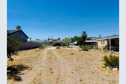 1663 Talc Road, Bullhead City, AZ 86442 - Photo 9