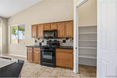 2586 Montano Ridge Drive, Bullhead City, AZ 86442 - Photo 25