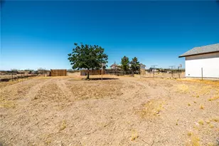 4965 W Sinola Dr, Golden Valley, AZ 86413 - Photo 33