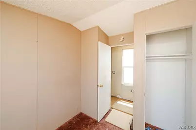 16435 S Wyatt Earp Road, Yucca, AZ 86438 - Photo 17