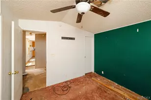 16435 S Wyatt Earp Rd, Yucca, AZ 86438 - Photo 13
