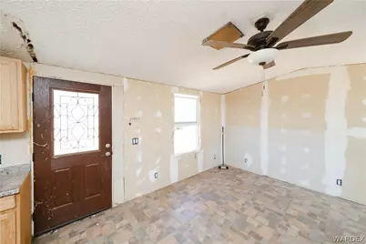 16435 S Wyatt Earp Road, Yucca, AZ 86438 - Photo 5