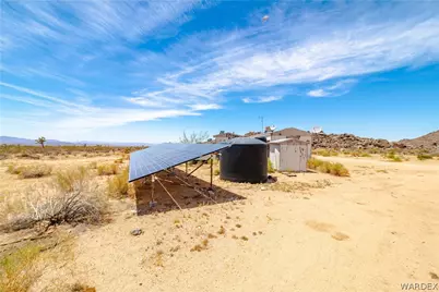 16435 S Wyatt Earp Road, Yucca, AZ 86438 - Photo 31