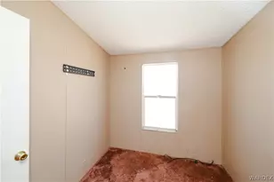 16435 S Wyatt Earp Rd, Yucca, AZ 86438 - Photo 15