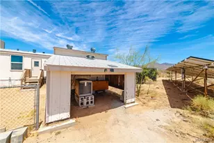 16435 S Wyatt Earp Rd, Yucca, AZ 86438 - Photo 27