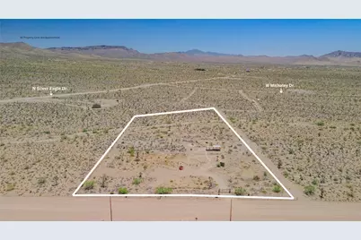 8586 W McGrath Drive, White Hills, AZ 86445 - Photo 1