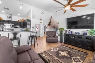 3643 N Estrella Rd, Golden Valley, AZ 86413 - Photo 9