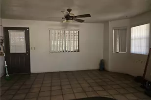 208 E Oak St, Kingman, AZ 86401 - Photo 5