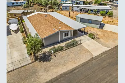 1906 Castleberry Lane, Bullhead City, AZ 86442 - Photo 3