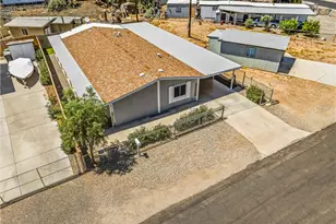 1906 Castleberry Ln, Bullhead City, AZ 86442 - Photo 3