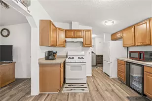 1906 Castleberry Ln, Bullhead City, AZ 86442 - Photo 27