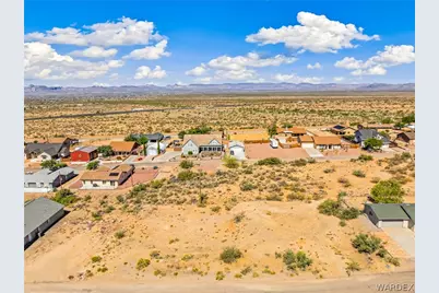 000 Bluff Road, Golden Valley, AZ 86413 - Photo 13