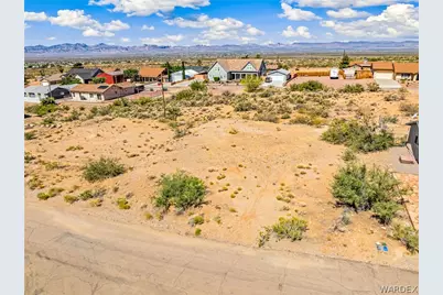000 Bluff Road, Golden Valley, AZ 86413 - Photo 11
