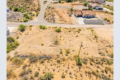 000 Bluff Road, Golden Valley, AZ 86413 - Photo 9
