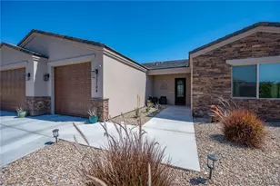 3104 Esmerelda Dr, Bullhead City, AZ 86429 - Photo 7