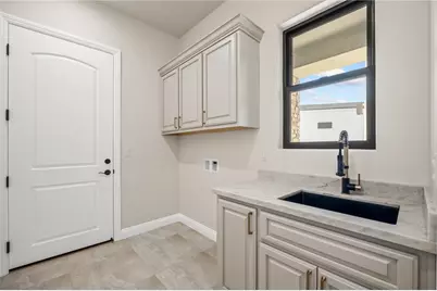2916 Sidewheel Drive, Bullhead City, AZ 86429 - Photo 33