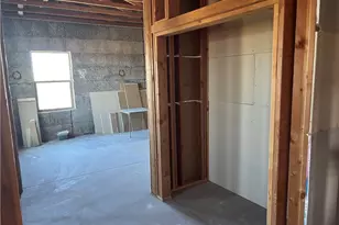 7695 E Arroyo Vista Dr, Yucca, AZ 86438 - Photo 15