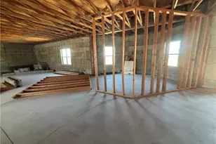 7695 E Arroyo Vista Dr, Yucca, AZ 86438 - Photo 27