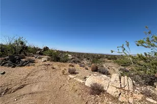 7695 E Arroyo Vista Dr, Yucca, AZ 86438 - Photo 43