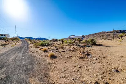 3084 W Mazatzal Drive, Golden Valley, AZ 86413 - Photo 3