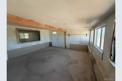 27148 Black Mountain Drive, Bouse, AZ 85325 - Photo 19
