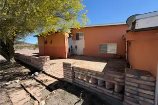 27148 Black Mountain Dr, Bouse, AZ 85325 - Photo 23