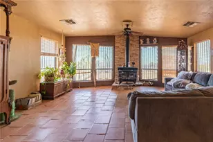 17685 S Jesse James Rd, Yucca, AZ 86438 - Photo 7