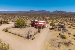 17685 S Jesse James Rd, Yucca, AZ 86438 - Photo 25