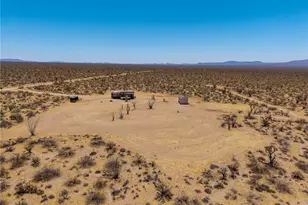 17685 S Jesse James Rd, Yucca, AZ 86438 - Photo 27