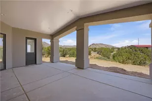 785 W Island Dr, Kingman, AZ 86401 - Photo 7