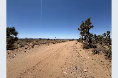 000 E Maricopa Drive, Yucca, AZ 86438 - Photo 3