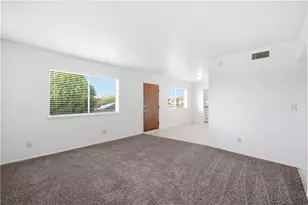 1585 College Dr, Kingman, AZ 86409 - Photo 11