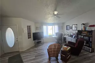 3482 W Malibu Rd, Golden Valley, AZ 86413 - Photo 7
