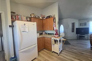 3482 W Malibu Rd, Golden Valley, AZ 86413 - Photo 11